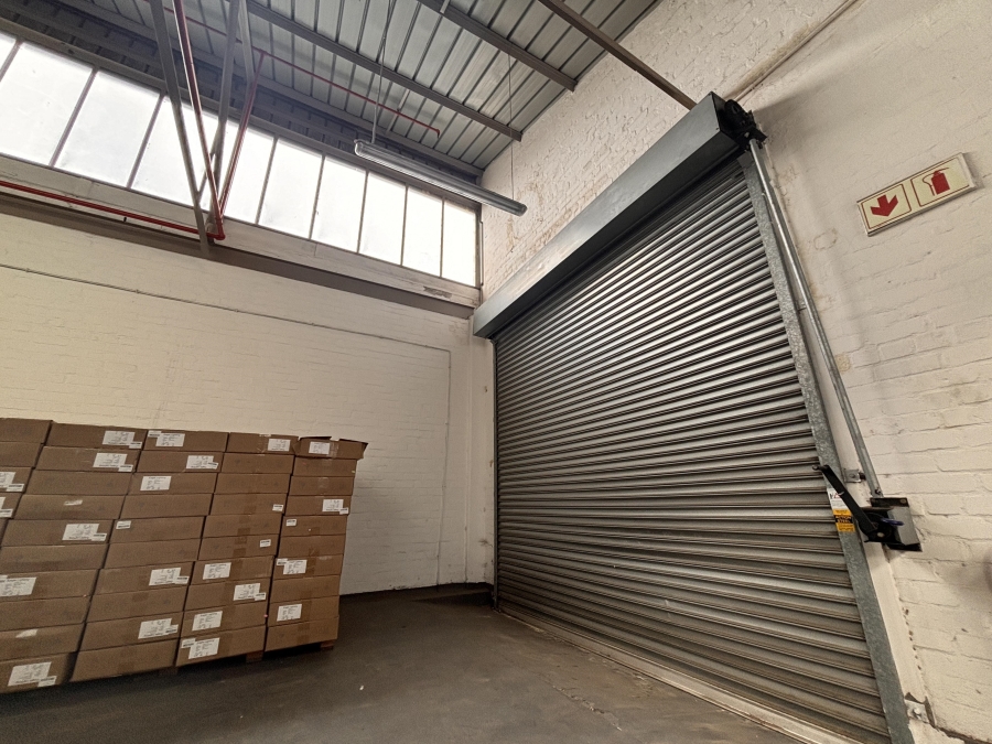 To Let commercial Property for Rent in Maitland Western Cape